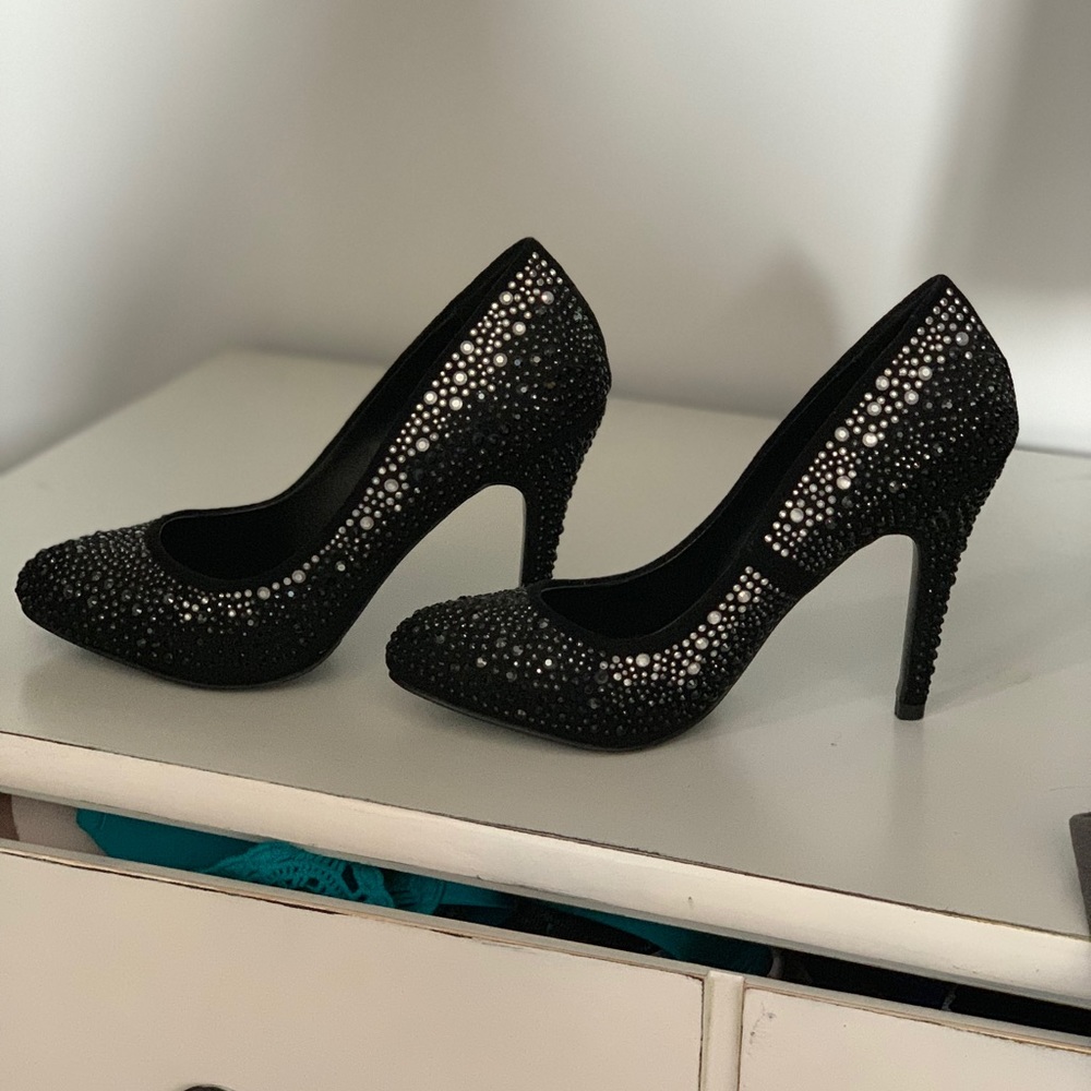 Aldo Genuine Leather black heels with Rhinestones - Picture 2 of 3